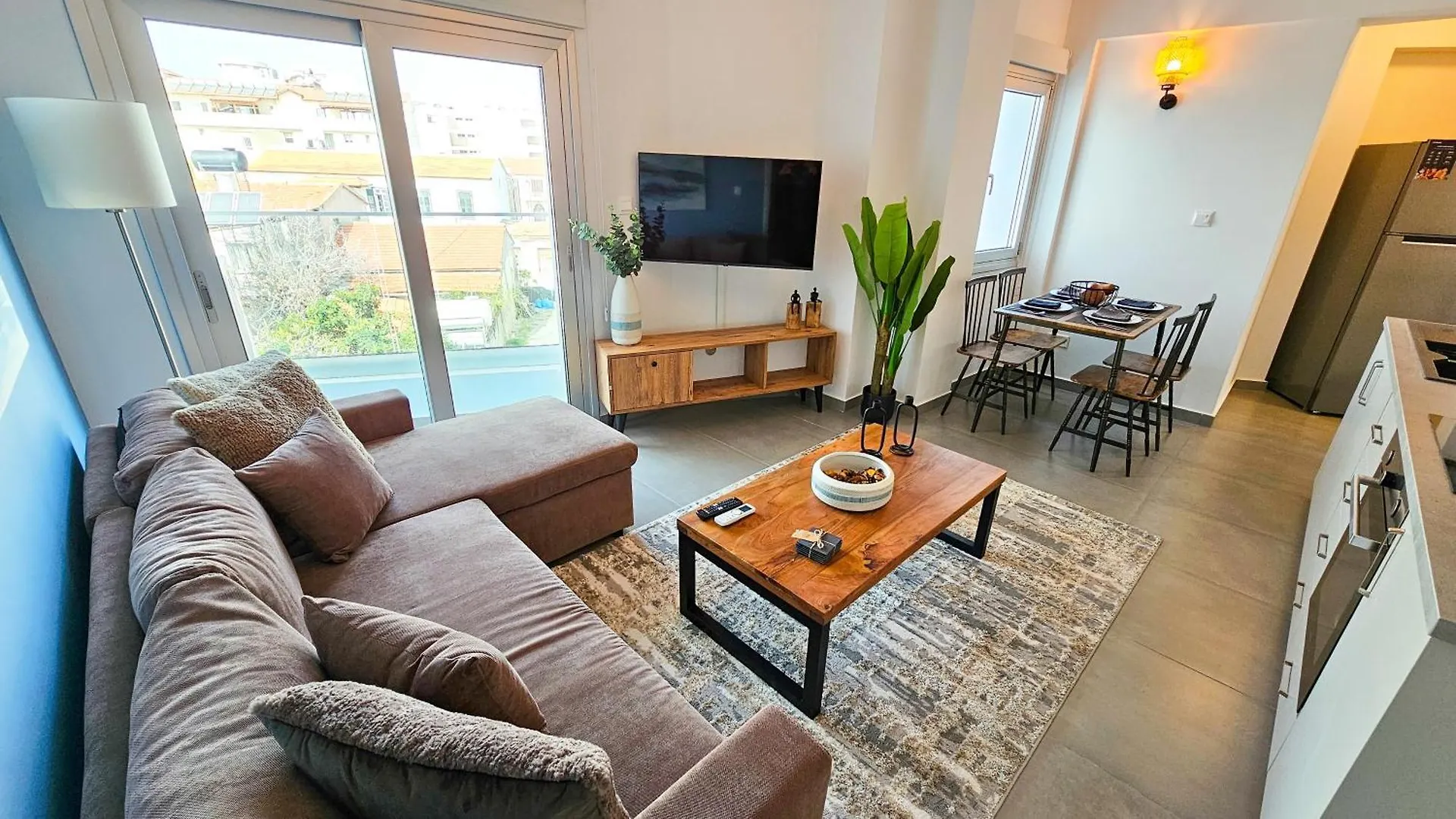 Apartment Sealife Citycenter Residences Larnaca Cyprus