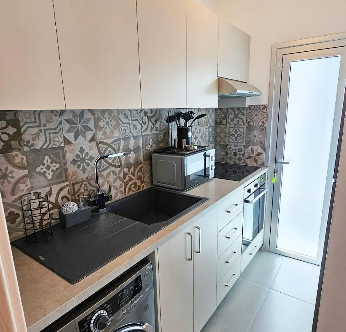 Apartment Sealife Citycenter Residences Larnaca
